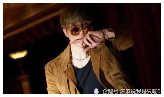 明星吃瓜爆料文案图片,揭秘幕后吃瓜瞬间，独家爆料图片大揭秘