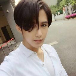 小众男明星网红,揭秘小众男明星网红的崛起之路