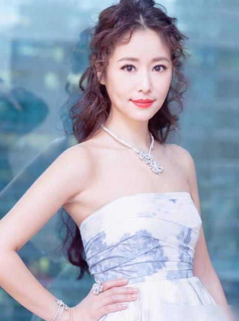 合肥女明星网红,闪耀都市的璀璨星辉