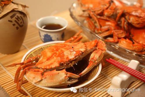 吃螃蟹可以吃黑密瓜吗