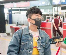 机场接机明星网红,网红明星机场接机现场大揭秘