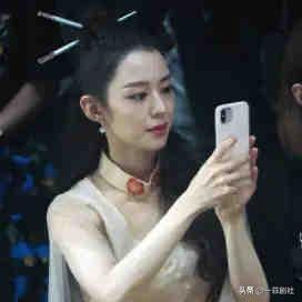 明星爆料吃瓜生孩子,吃瓜群众见证瓜王诞生记