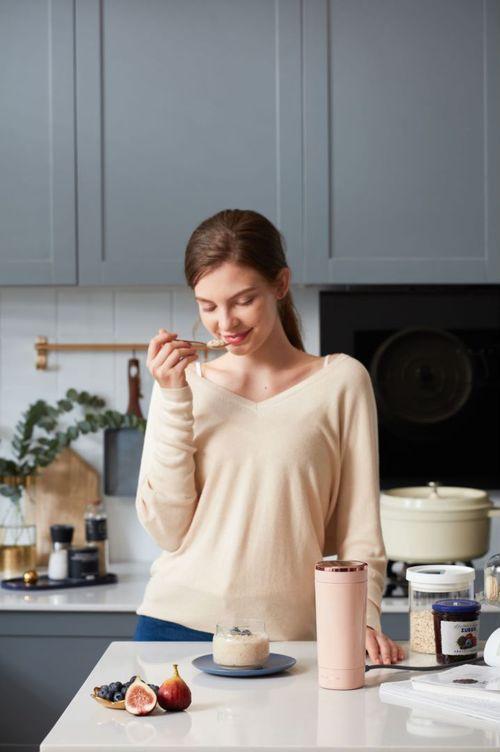 明星网红水杯直播,明星同款引领时尚潮流