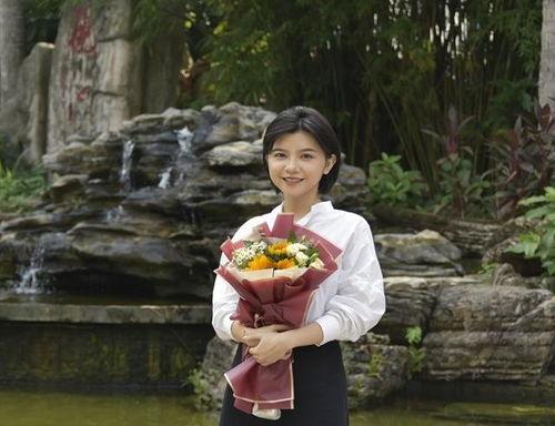 海南明星网红,闪耀椰岛的魅力之光