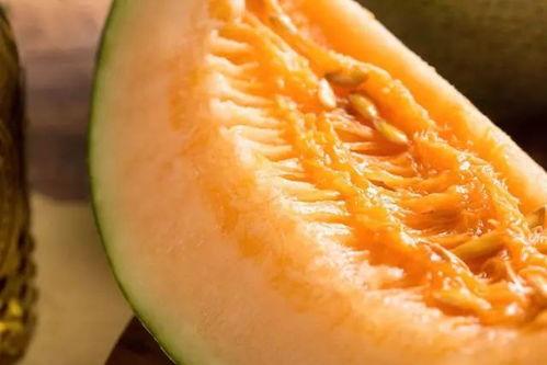 吃哈密瓜大便黑的原因,揭秘神奇水果的奇特现象