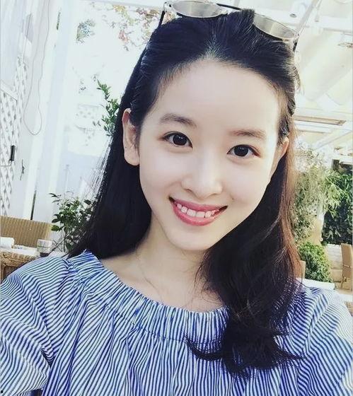 吃瓜爆料妹妹是谁,网络红人的崛起之路