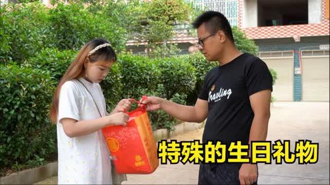 吃瓜爆料女儿回娘家,女儿回娘家背后的温馨故事