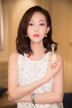 明星网红看繁花,明星网红的时尚演绎与生活态度